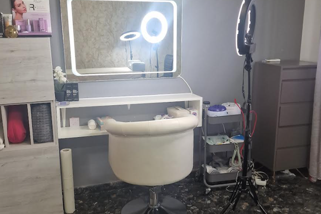 Laura Belleza & Bienestar, Vega de Granada, Provincia de Granada