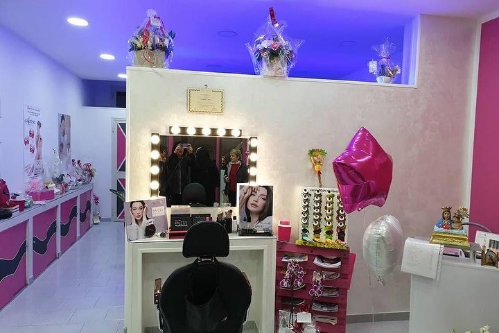 Beauty Center by Carla D'Amore - Sourcils & cils Giugliano in Campania - Photo de galerie - OneBooking