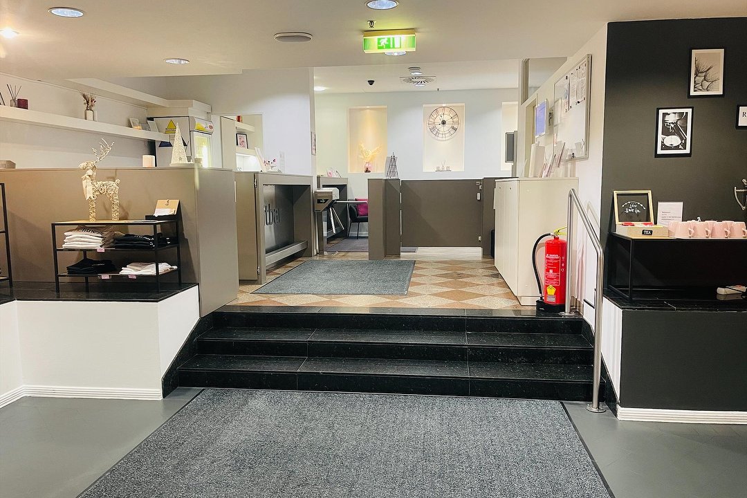 Pooneh_beauty, 1. Bezirk, Wien