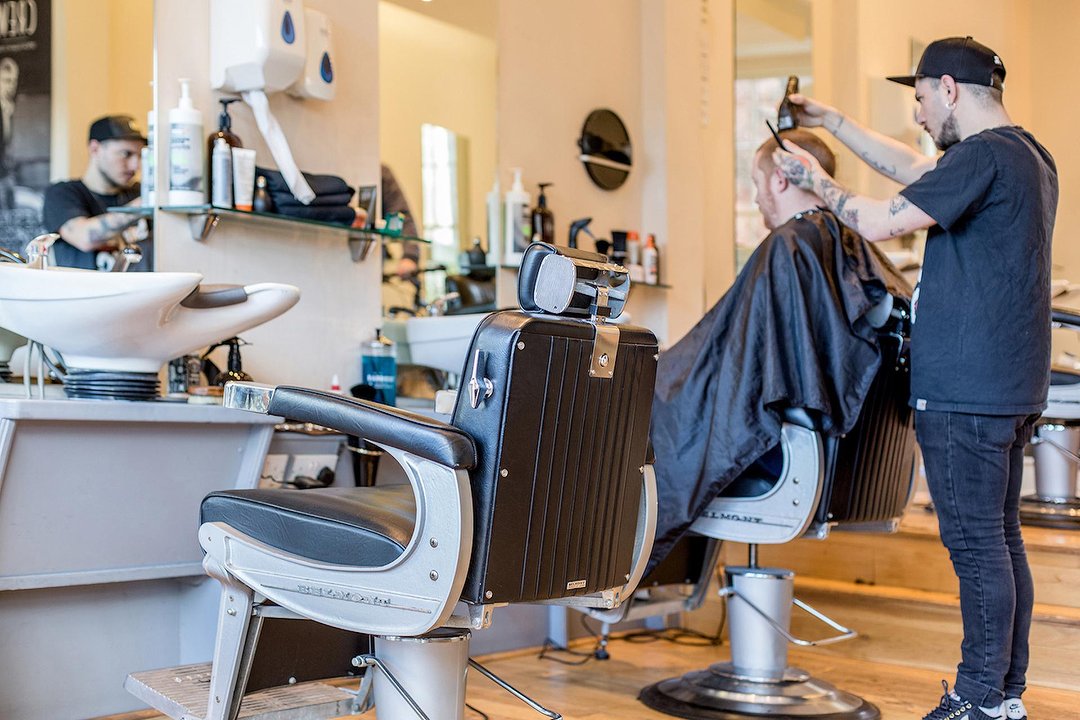 Holmar famous barber, Calle de la Oca, Madrid