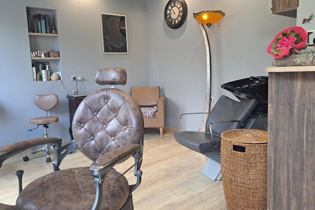 Vasilia Barber & Hair Salon, Attica