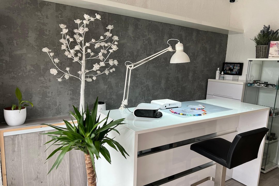 Wioletta Mirga Beauty & Aesthetic, Dalry, Edinburgh