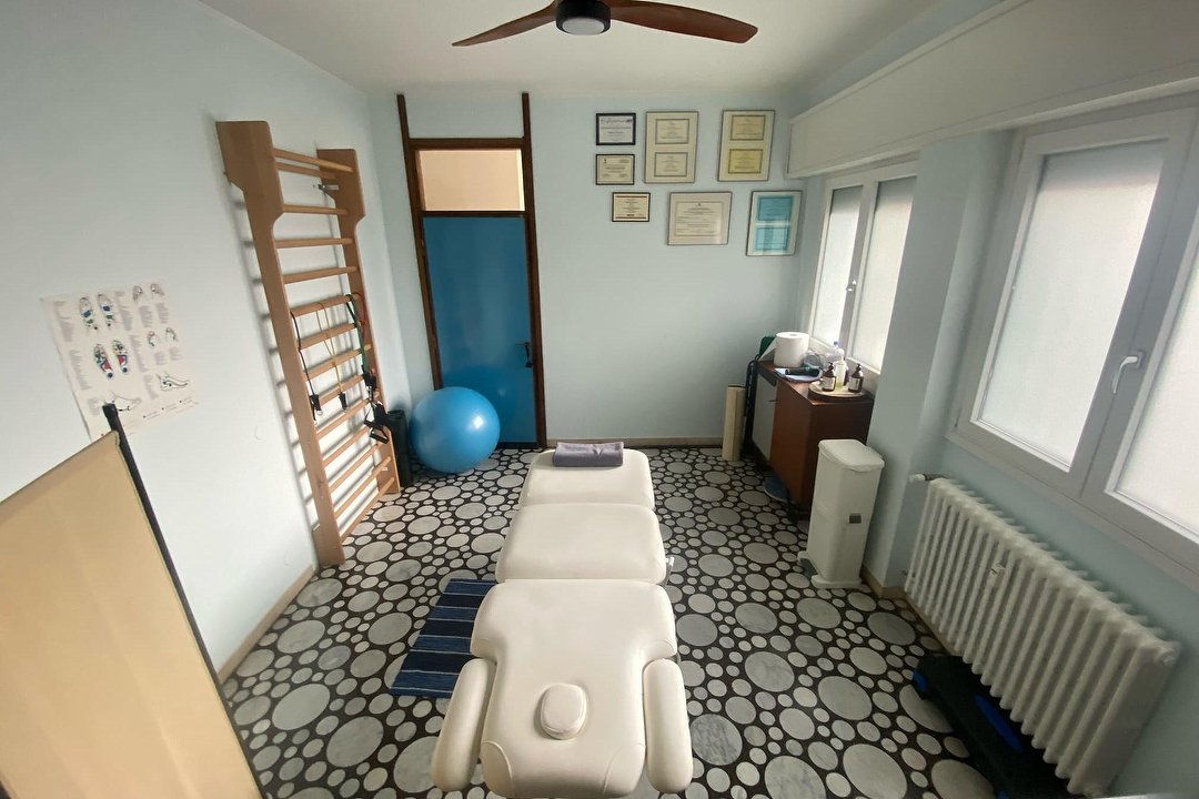 Studio di Massoterapia di Stefano Finazzi, Cesano Boscone, Milano