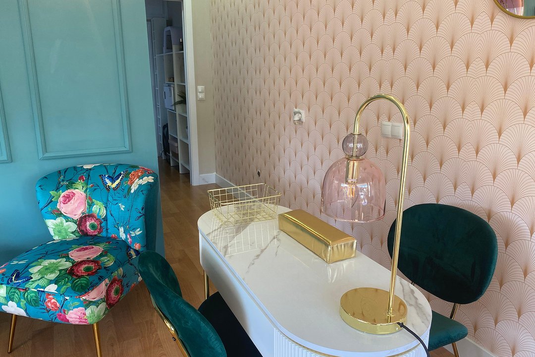 Mayesthetic, Pozuelo de Alarcón, Comunidad de Madrid