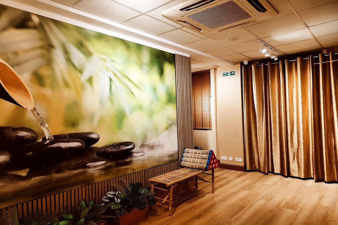 Boon Sappaya Thai Massage, Baker Street, London