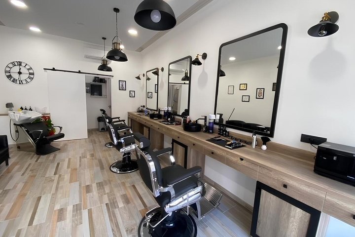 Barberia Artino - Barbier Roma - Photo de couverture - OneBooking