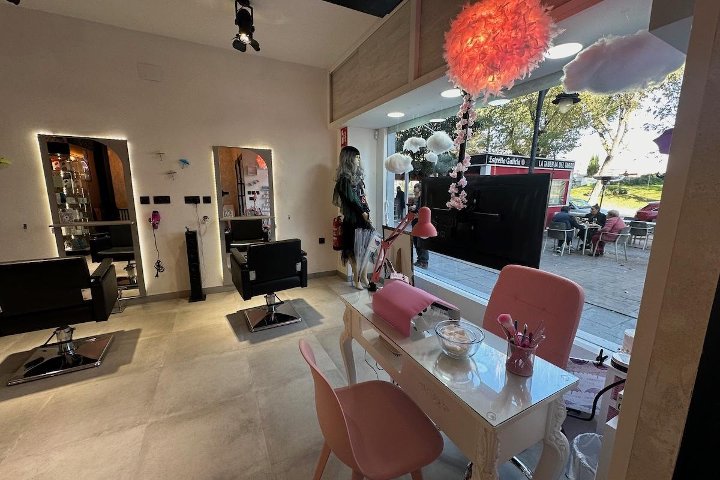 Para Días Lluviosos Paraguas de Colores - Onglerie Getafe - Photo de galerie - OneBooking
