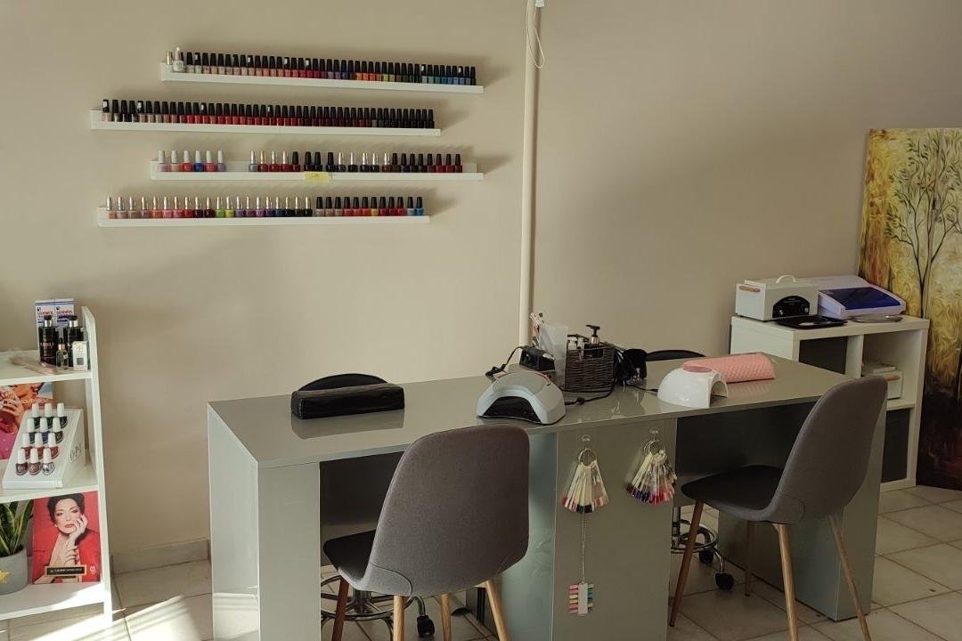 Matina Nails and More, Rafina-Pikermi, Attica