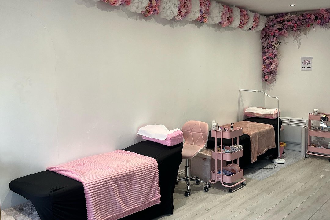 Lavish Beauty Hub, Caledonian Road, London