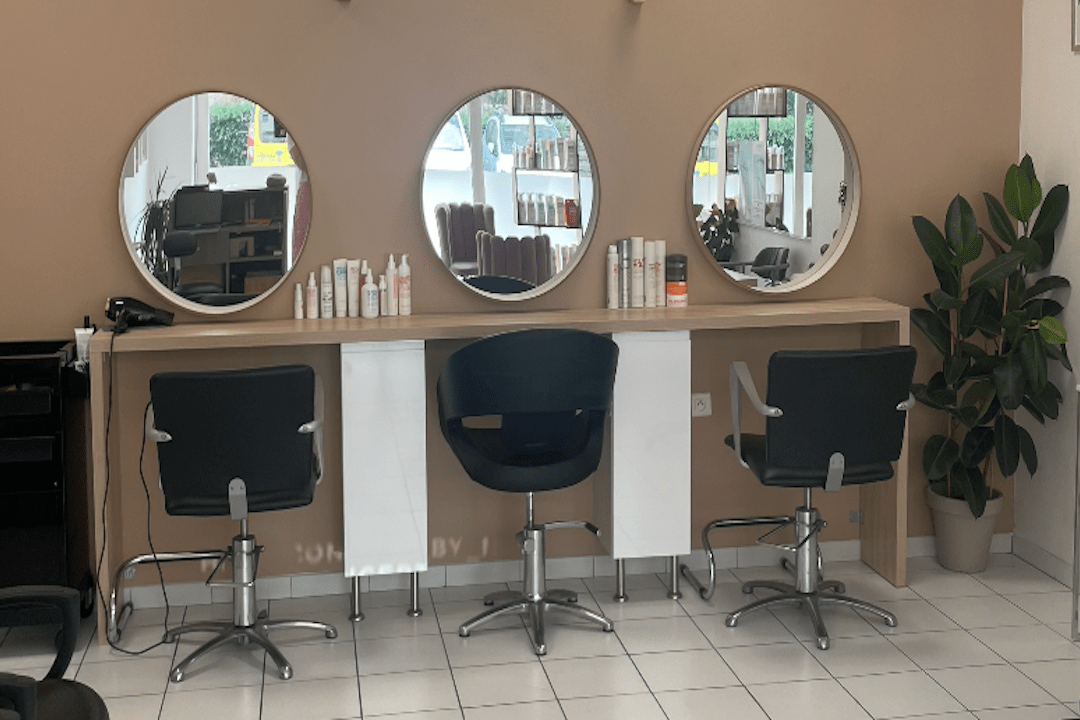 Hair Concept by M, Gard, Languedoc-Roussillon