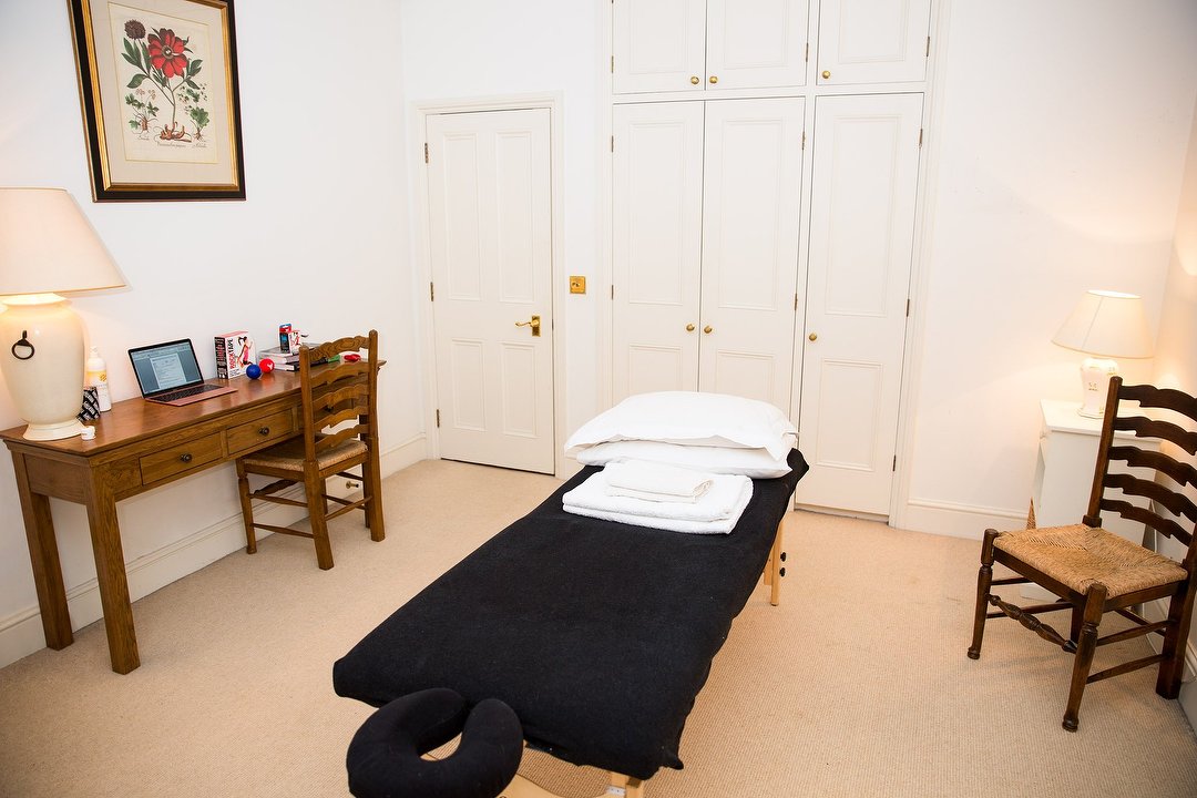 Tara Vaughan's Clinic, Kensington, London