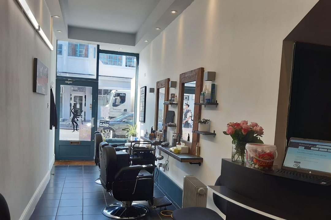 Benny's Haircut | Hair Salon in East Twickenham, London - Treatwell