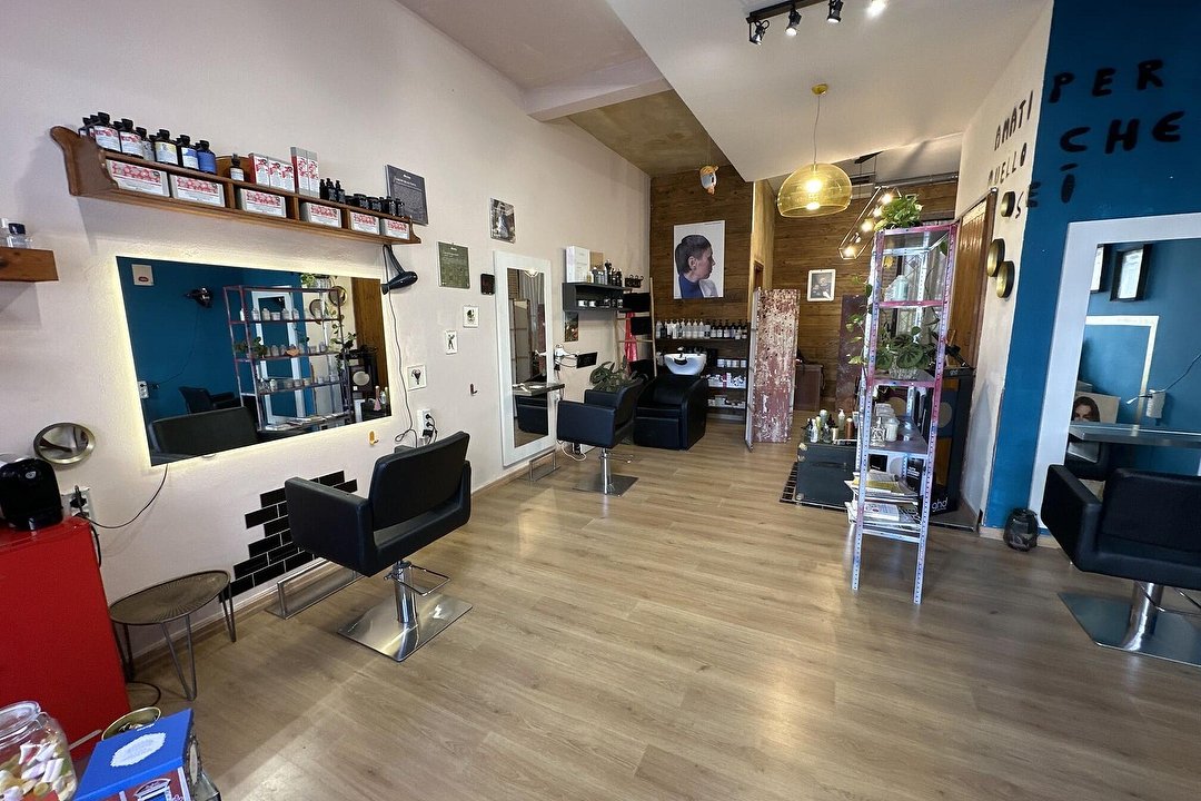 Keriu Deiana Hair Salon, Lombardia