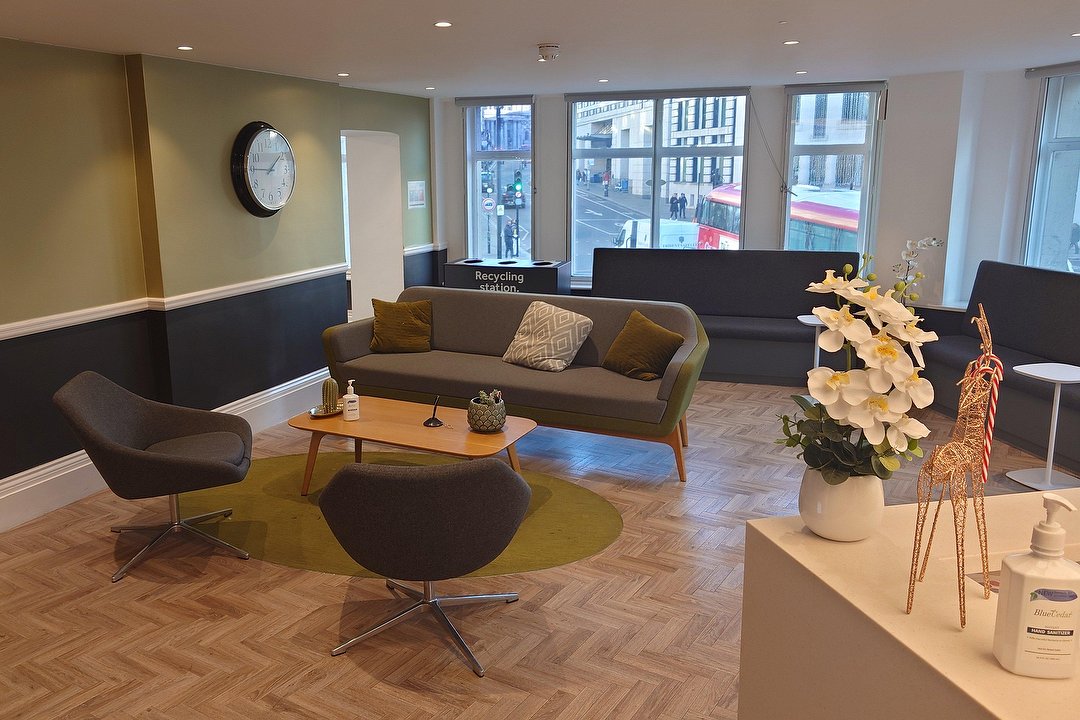 Mladen Varbanov, Fleet Street, London