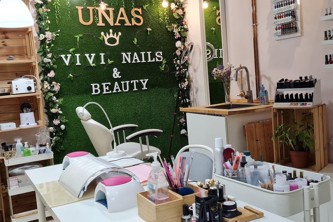 Vivi Nails & Beauty, Pradillo, Madrid