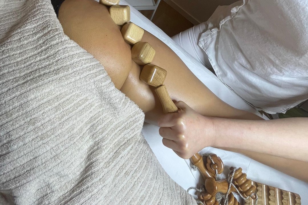 Adria Vita beauty B.V., Valkenboslaan, The Hague