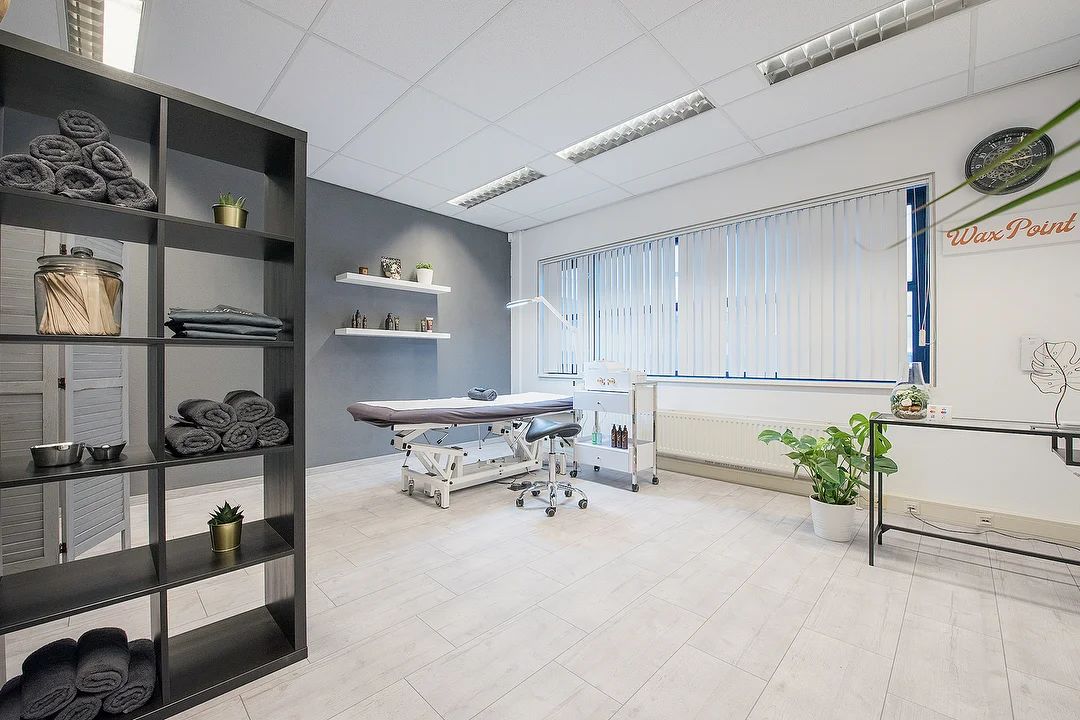 Wax Point, Forepark, The Hague