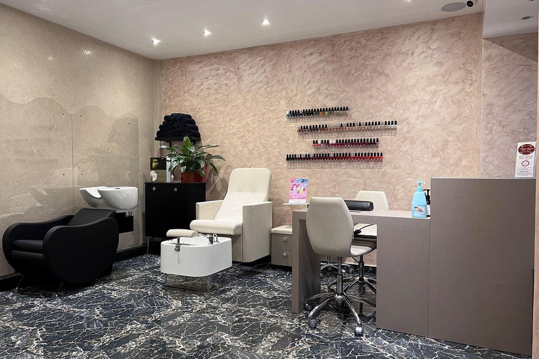 Top 20 Soin des ongles en institut et en bar à ongles à Paris 13, Paris -  Treatwell