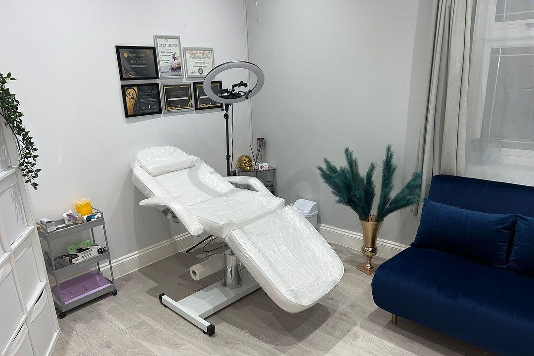 Kira Aesthetics London, Newbury Park, London