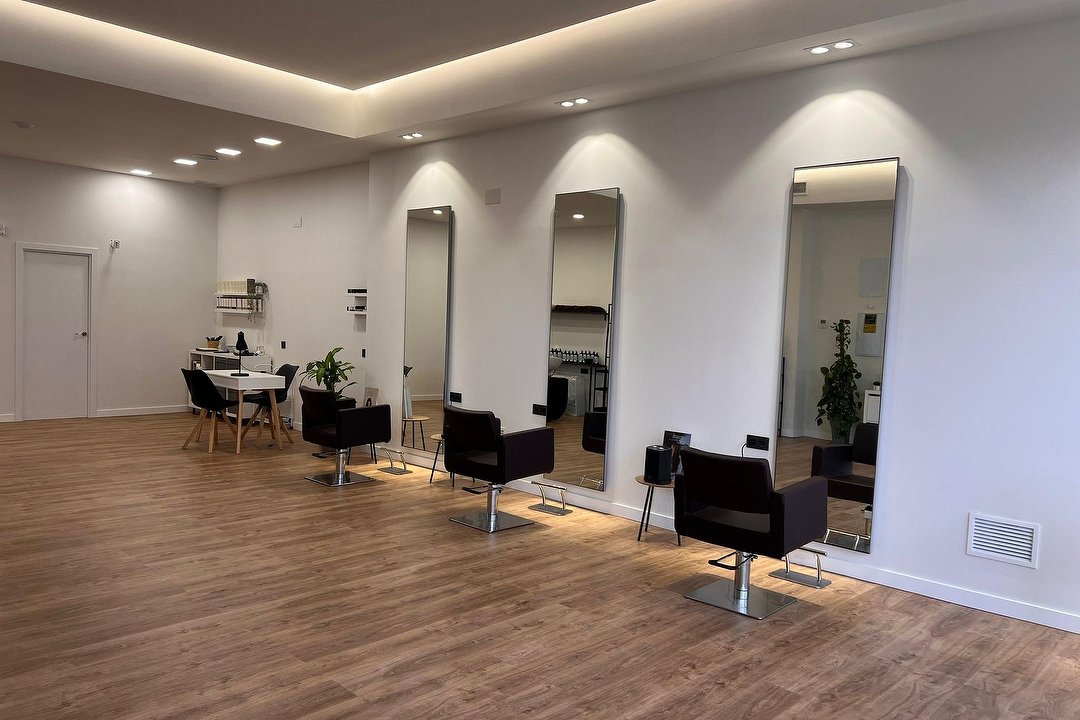 AIRE salón de belleza saludable, Alcalá de Henares, Comunidad de Madrid