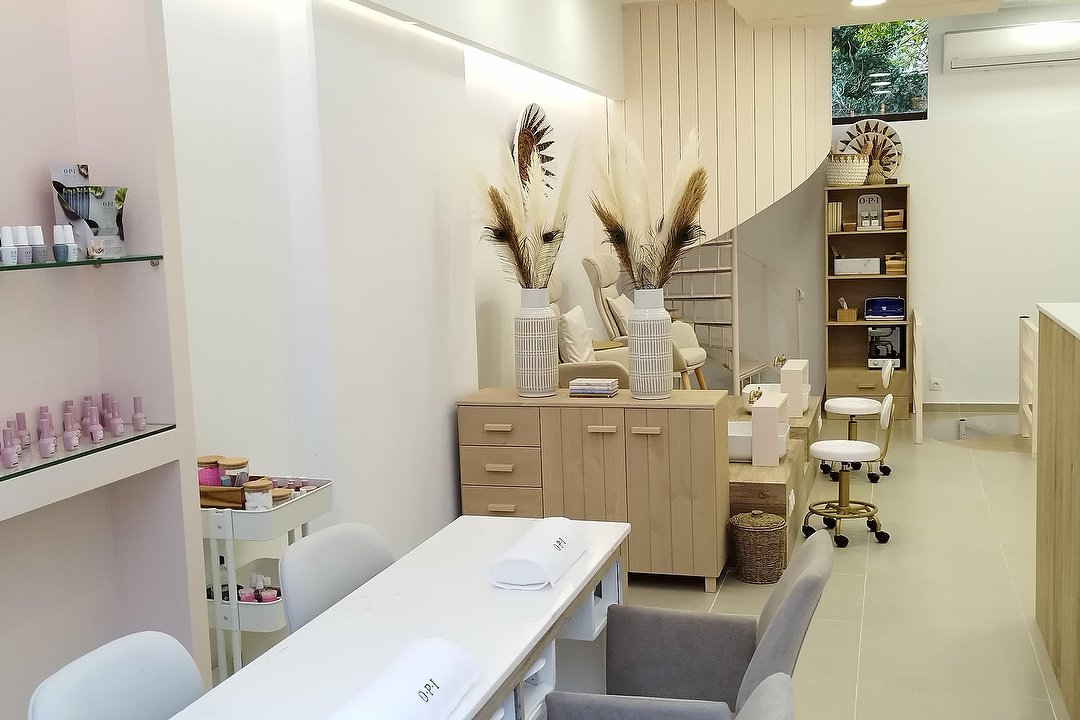 Maison Beige Beauty Boutique, Maroussi, Attica