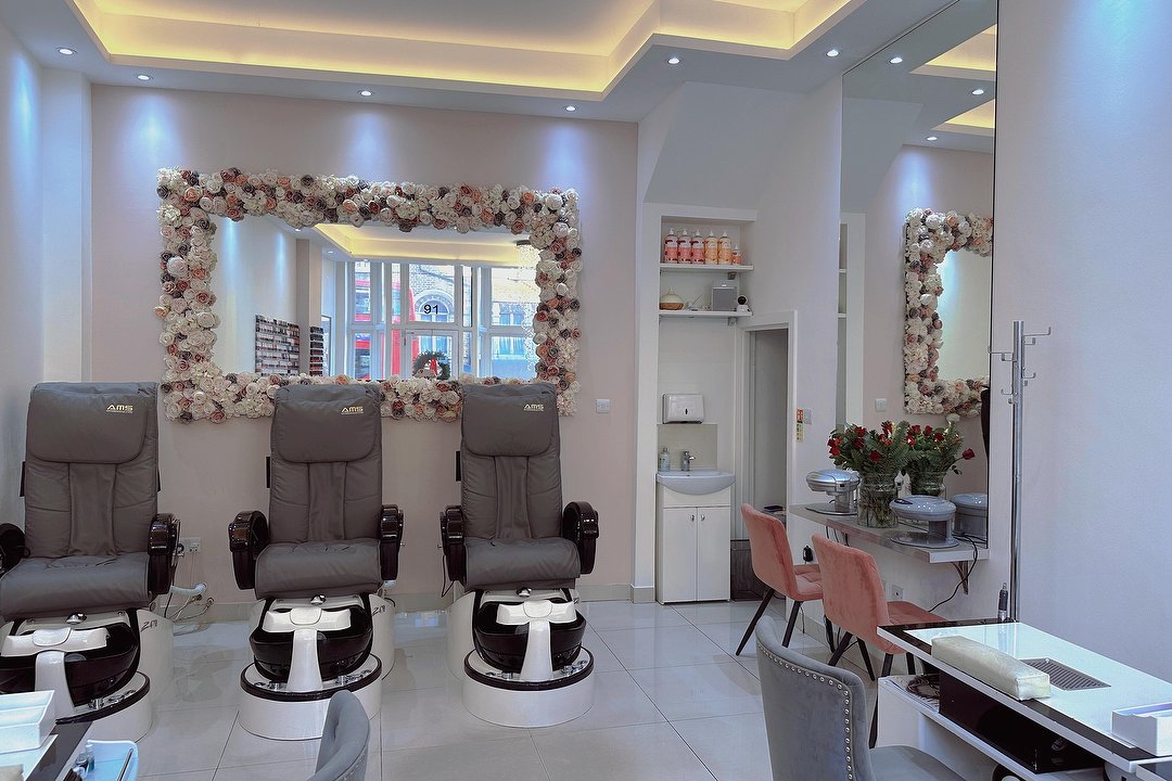 L.A NAILSPA, Wandsworth, London