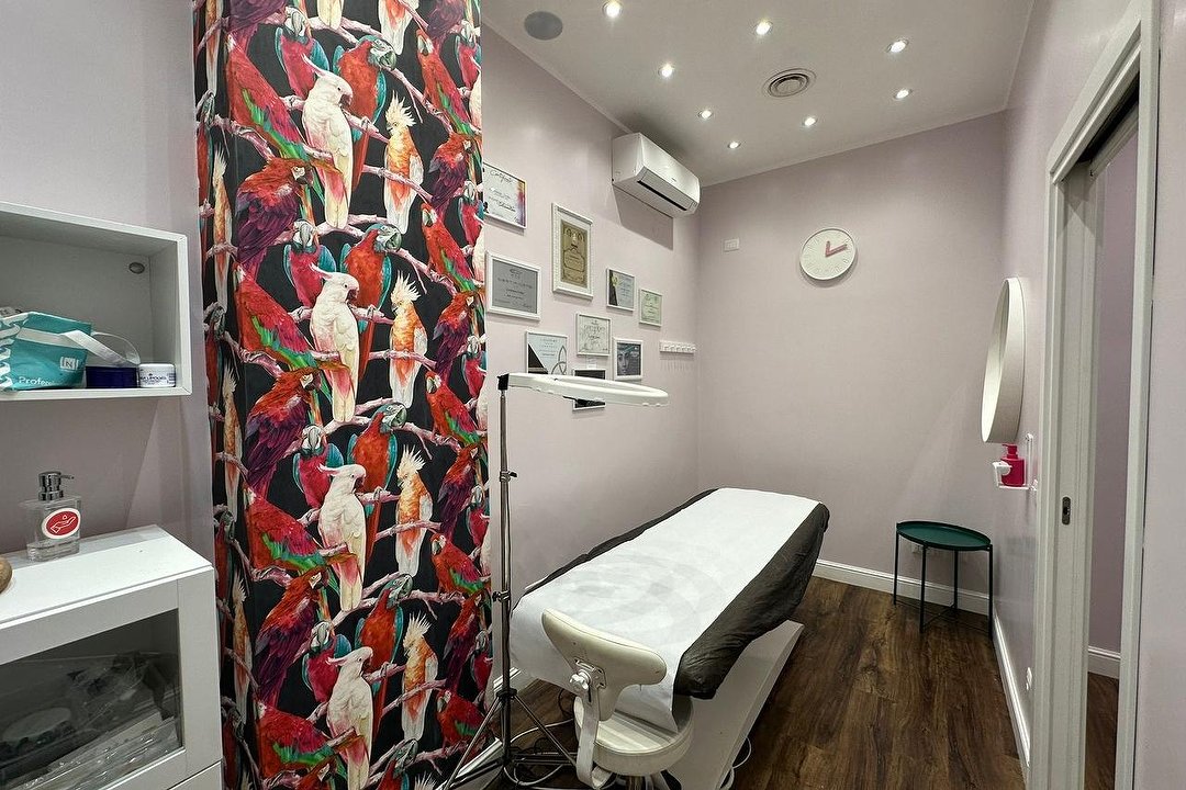 Cristiana Permanent Make Up & Nails, Gianicolense, Roma