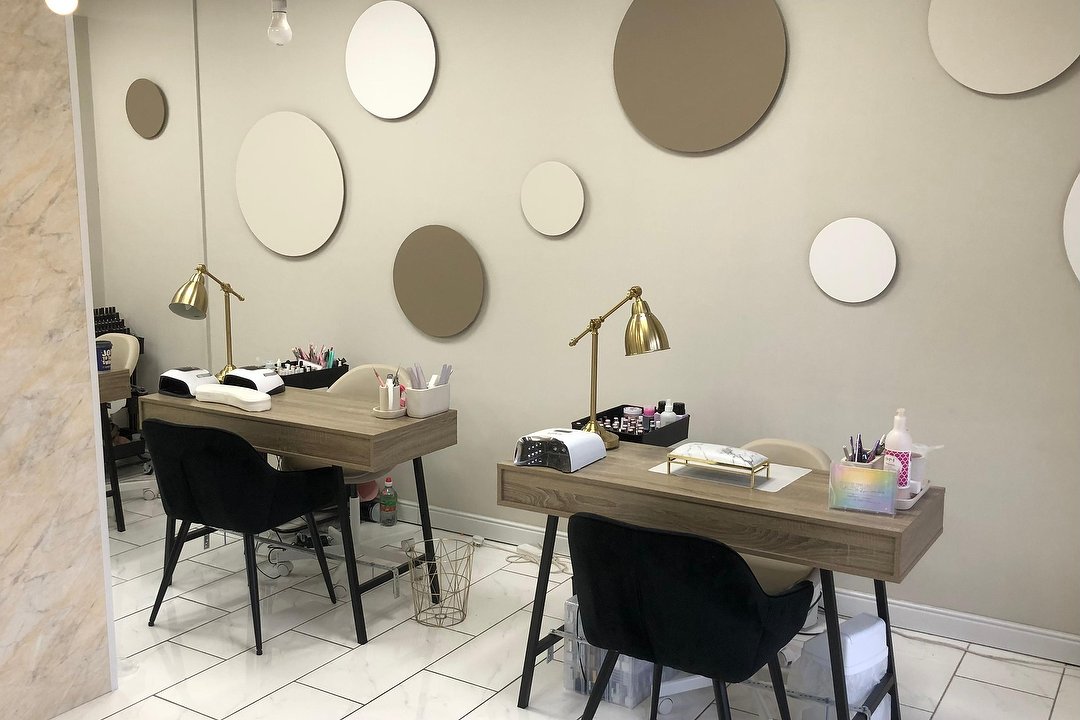 Becky's Beauty Station @ Wells Beauty Studios, Sheldon Country Park, Birmingham