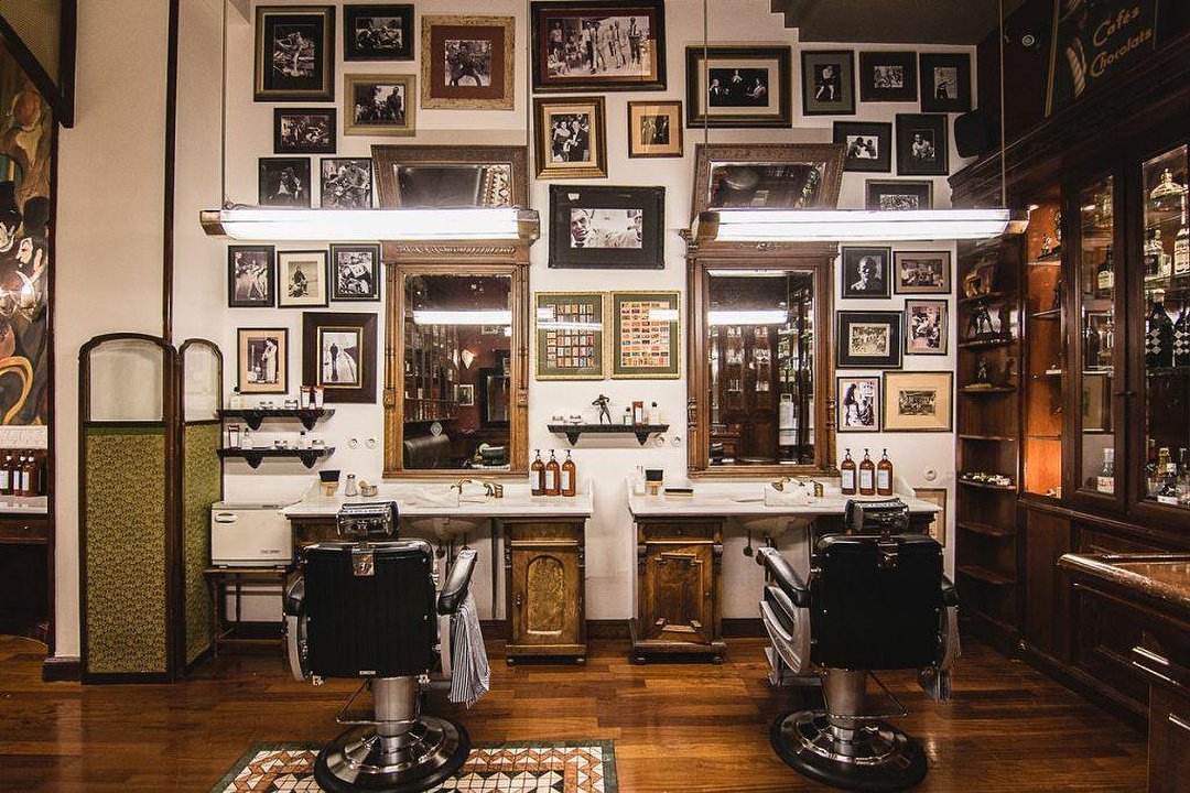 Paul's Barbershop & Gentlemen's House, Piraeus