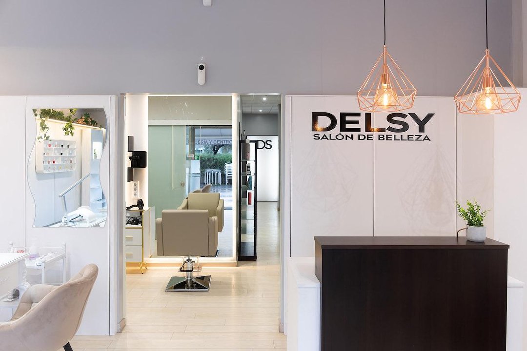 Delsy Salon, Galicia