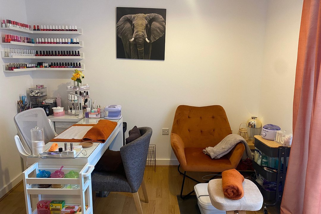 Rosebridgespa, Portobello Road, London