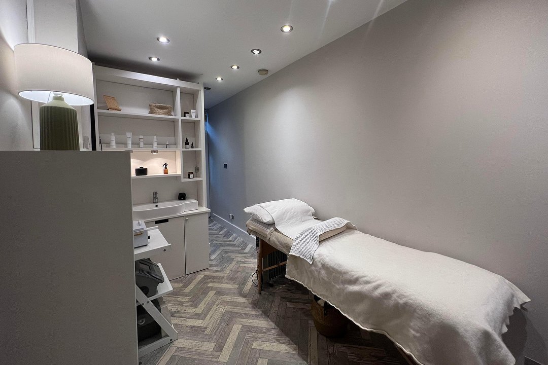 nou SKIN, Hornsey, London