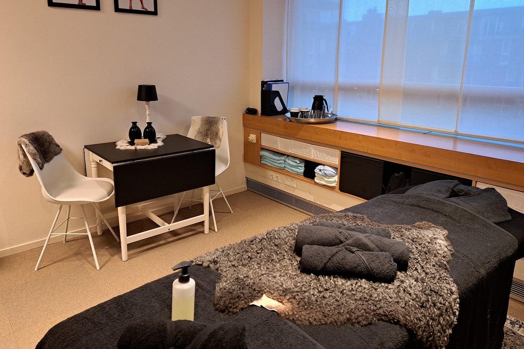 Ayurvedic Touch, Burgemeester van Fenemaplein, Noord-Holland