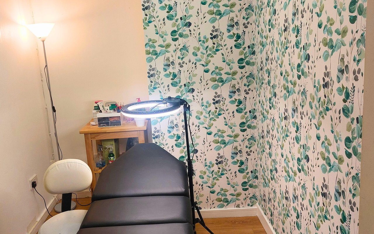 Top 20 places for Eyebrow Threading in Ireland Treatwell