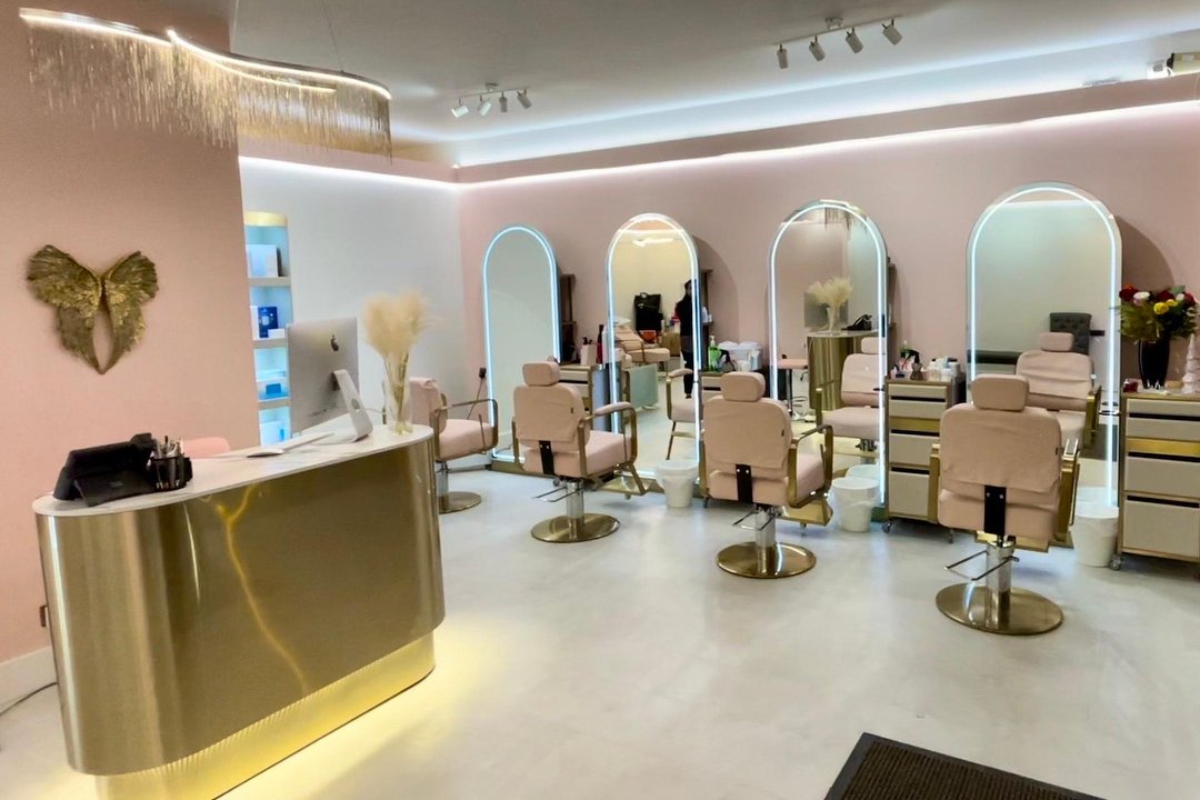 Dua Beauty Salon, Hamsey Green, London