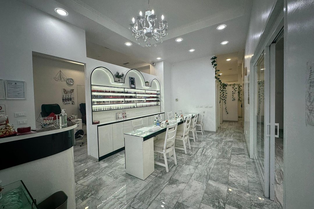 Gioia Nail Spa, Centrale, Milano