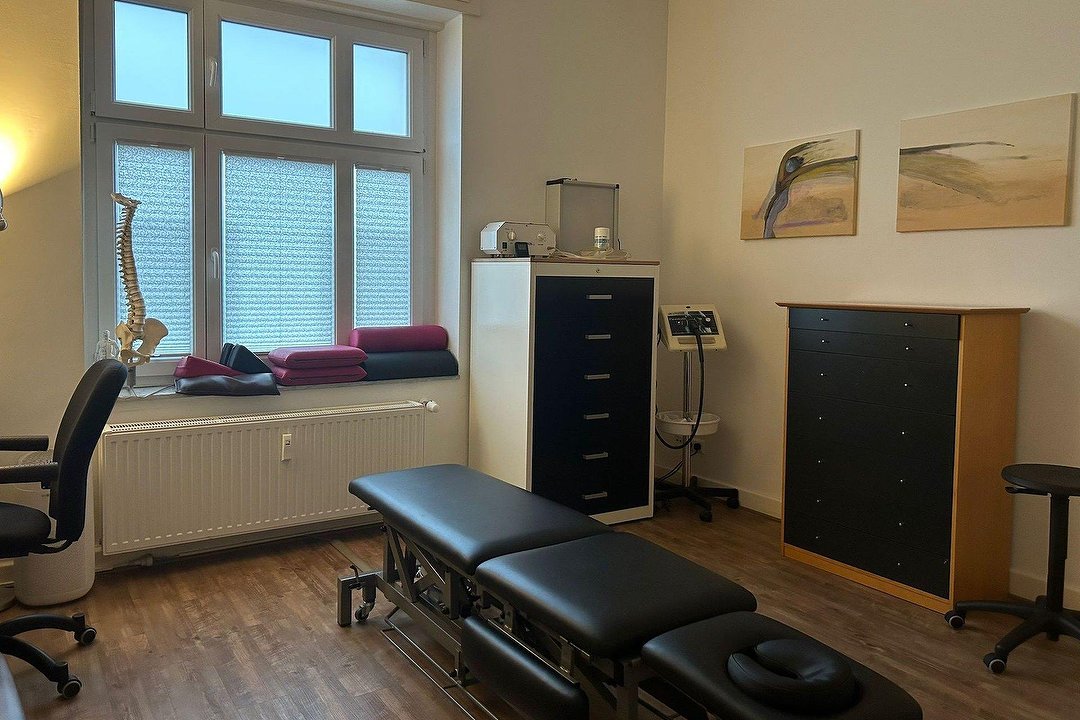 Massage-und Heilpraxis Angelika Fend, Benrath, Düsseldorf