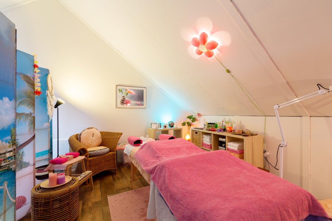 Shehnaaz Massage en Holistische Therapie, Den Haag