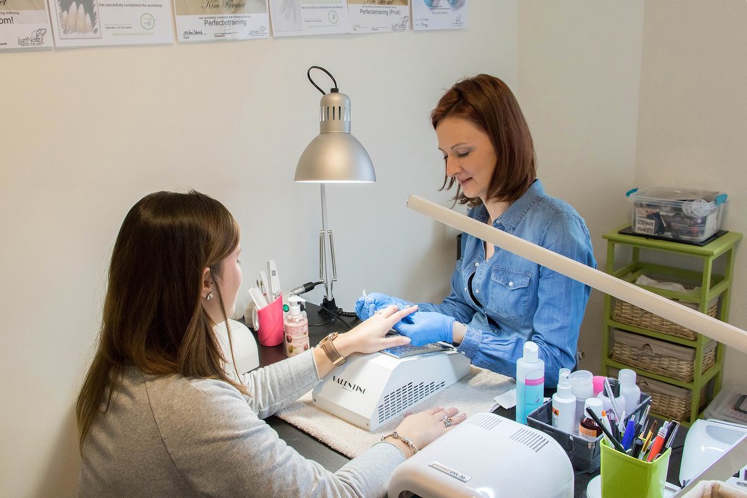 Kim Formet Nagelstyliste, Izegem, West-Vlaanderen
