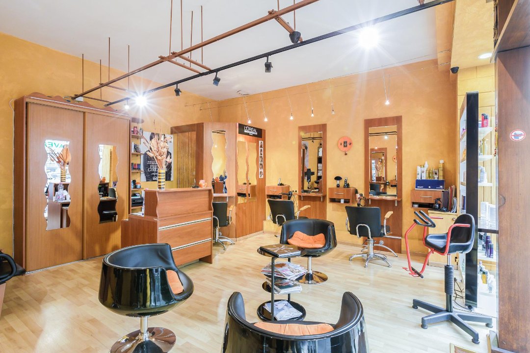 Mimi coiffure, Métro Porte de Charenton, Paris