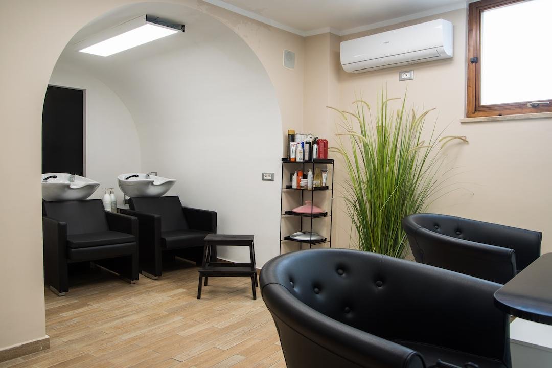 Sense Massaggio completo + viso (70 min.) – Salon De Beauté