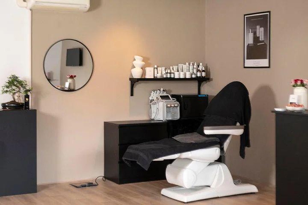 Devised beauty & skin clinic, Zaandam, Noord-Holland