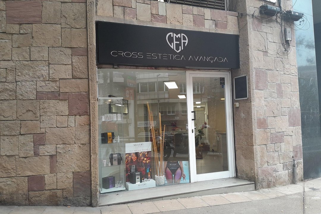 Cross Estética Avanzada, El Putxet i el Farró, Barcelona