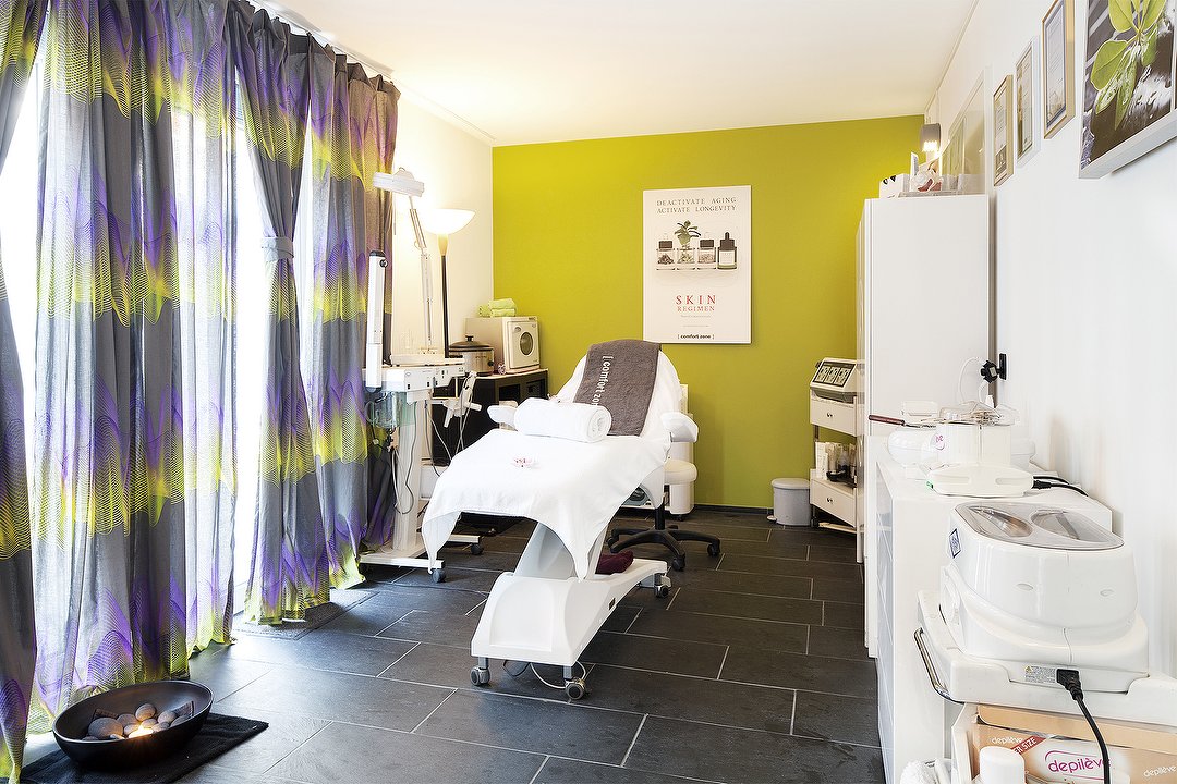 Kosmetikstudio Malkiyah, Kreis 11, Zürich