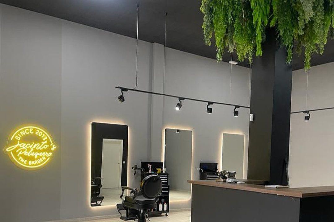 Jacinto's Peluqueros Tomares, Provincia de Sevilla