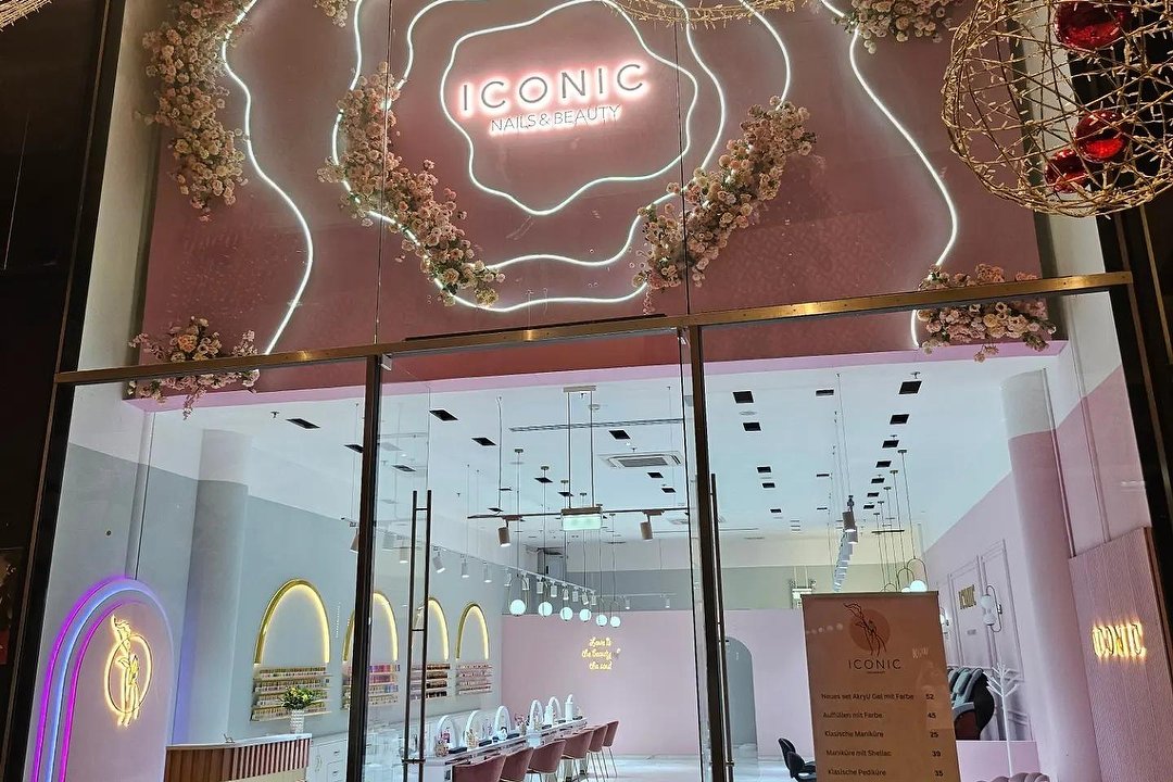 Iconic Nails and Beauty G3, G3 Shopping Resort Gerasdorf, Wien und Umland