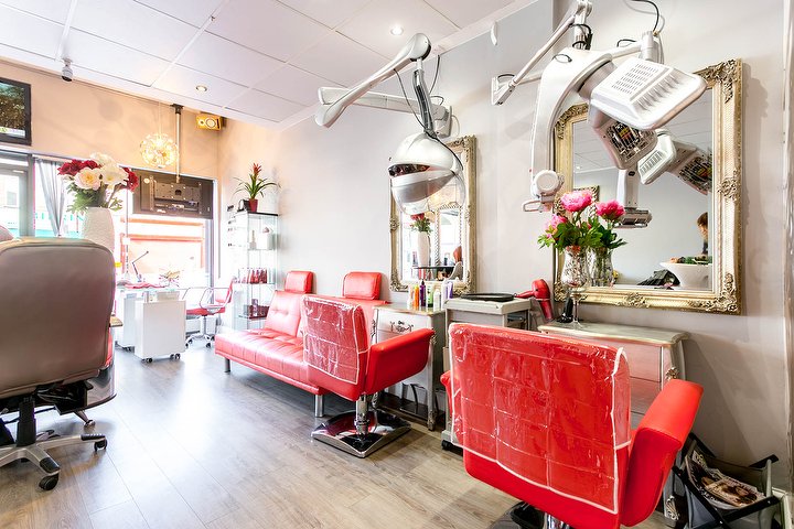 Mirror Mirror Unisex Salon | Hair Salon in Greenford ...