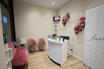 L'aura Beauty & Wellness