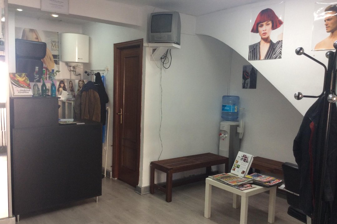 J & E Peluquería de Caballeros, La Vaguada, Madrid