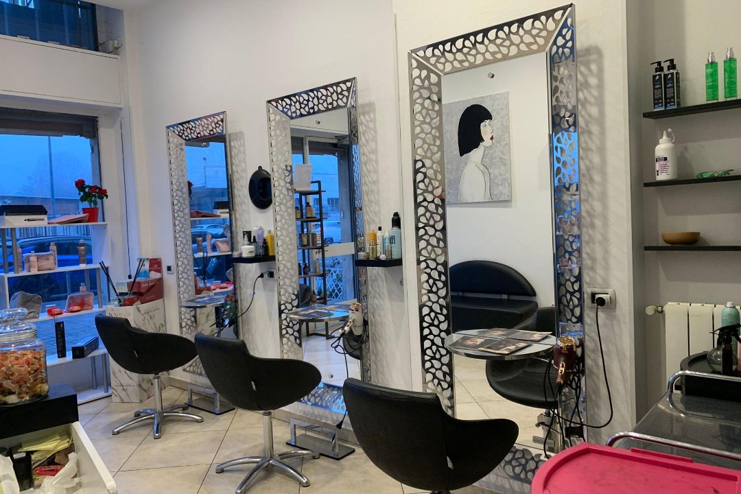 Infinity On Hair, Bovisasca, Milano